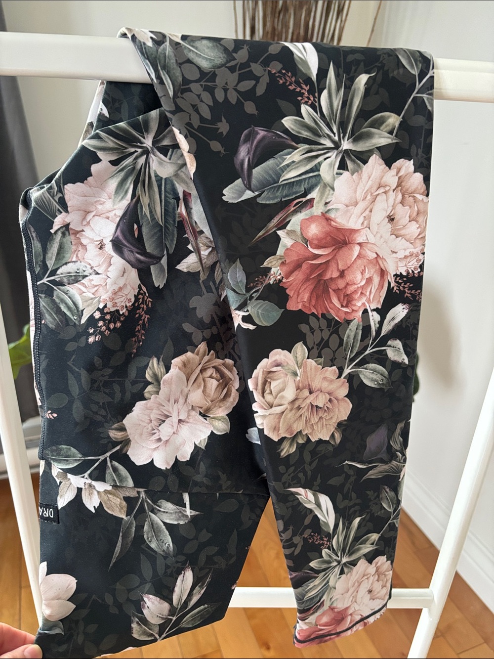 ORAKI Floral Black Leggings